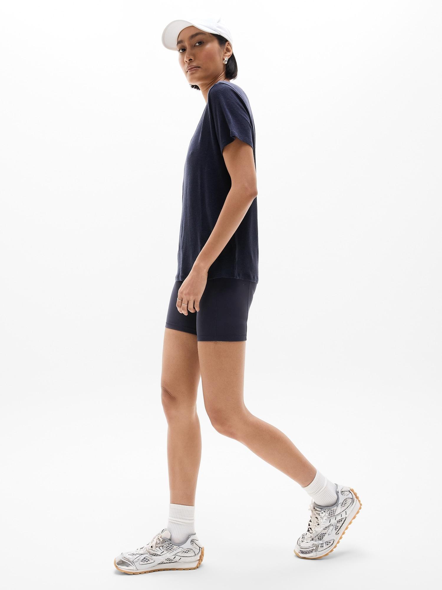 Getaway Linen Blend V-Neck Tee Product Image