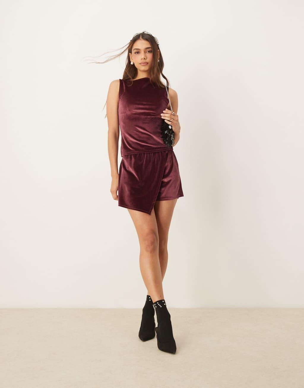 Miss Selfridge wrap over velvet skort in burgundy Product Image