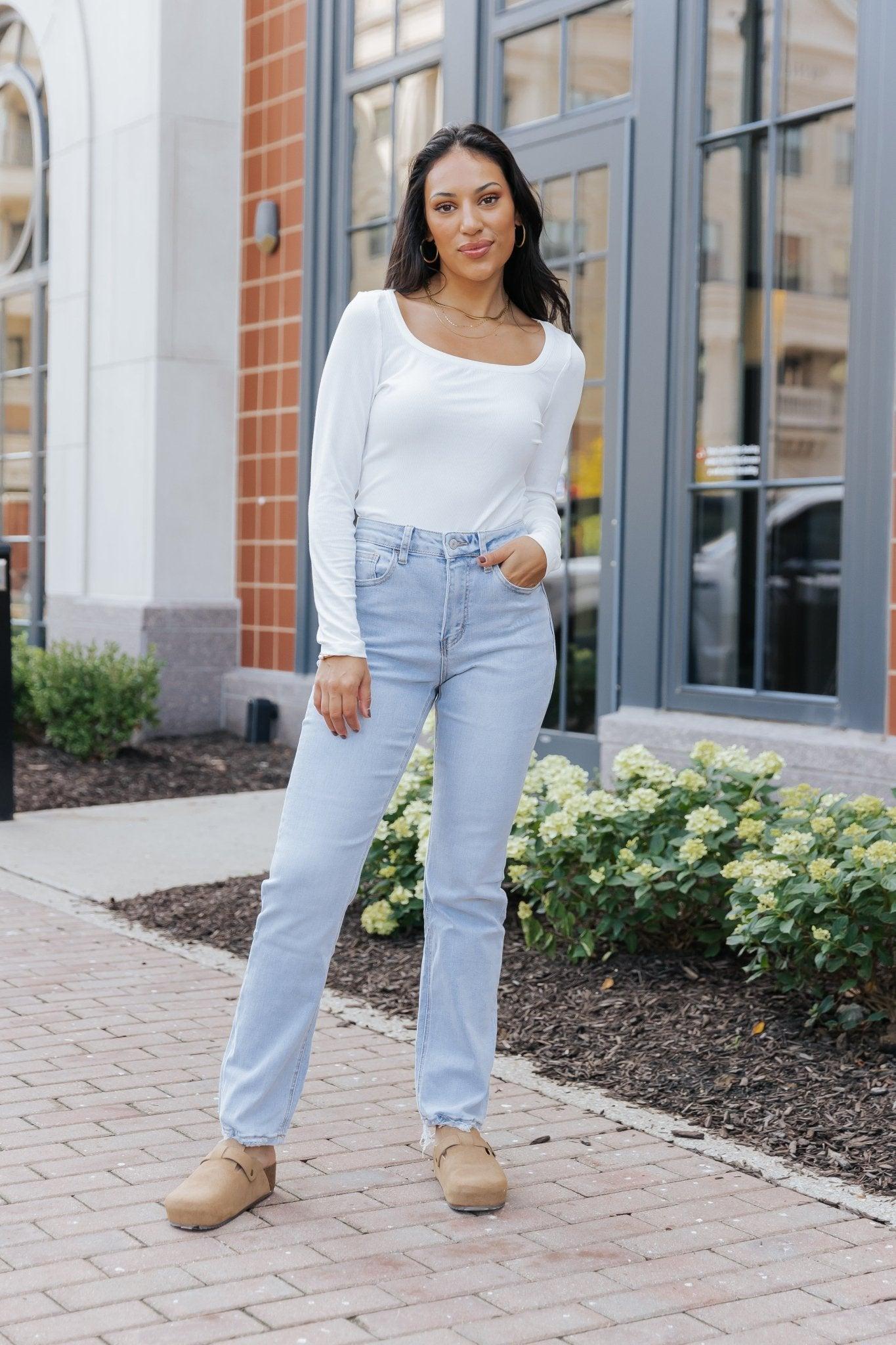 Light Wash 90's High Rise Straight Leg Jeans - FINAL SALE Product Image