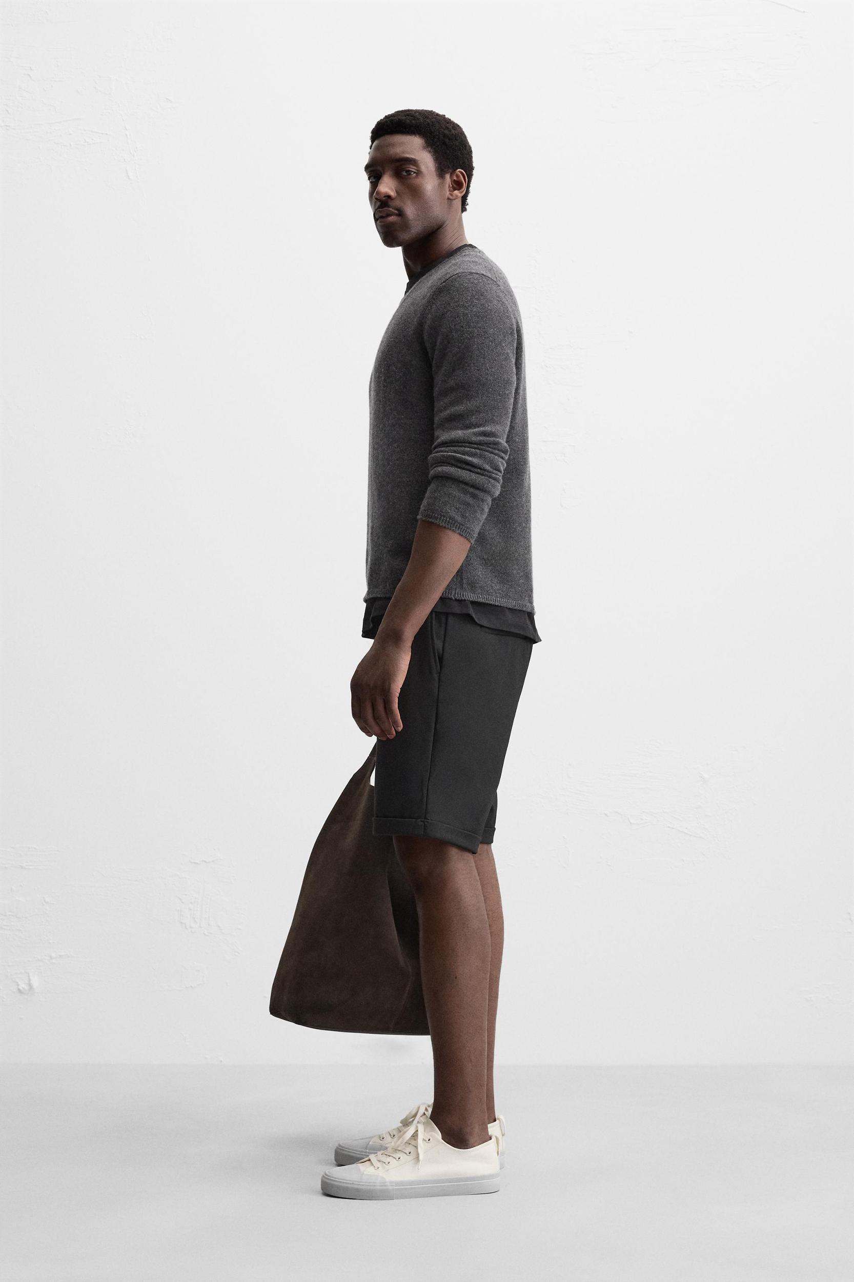 COMFORT SHORTS Product Image