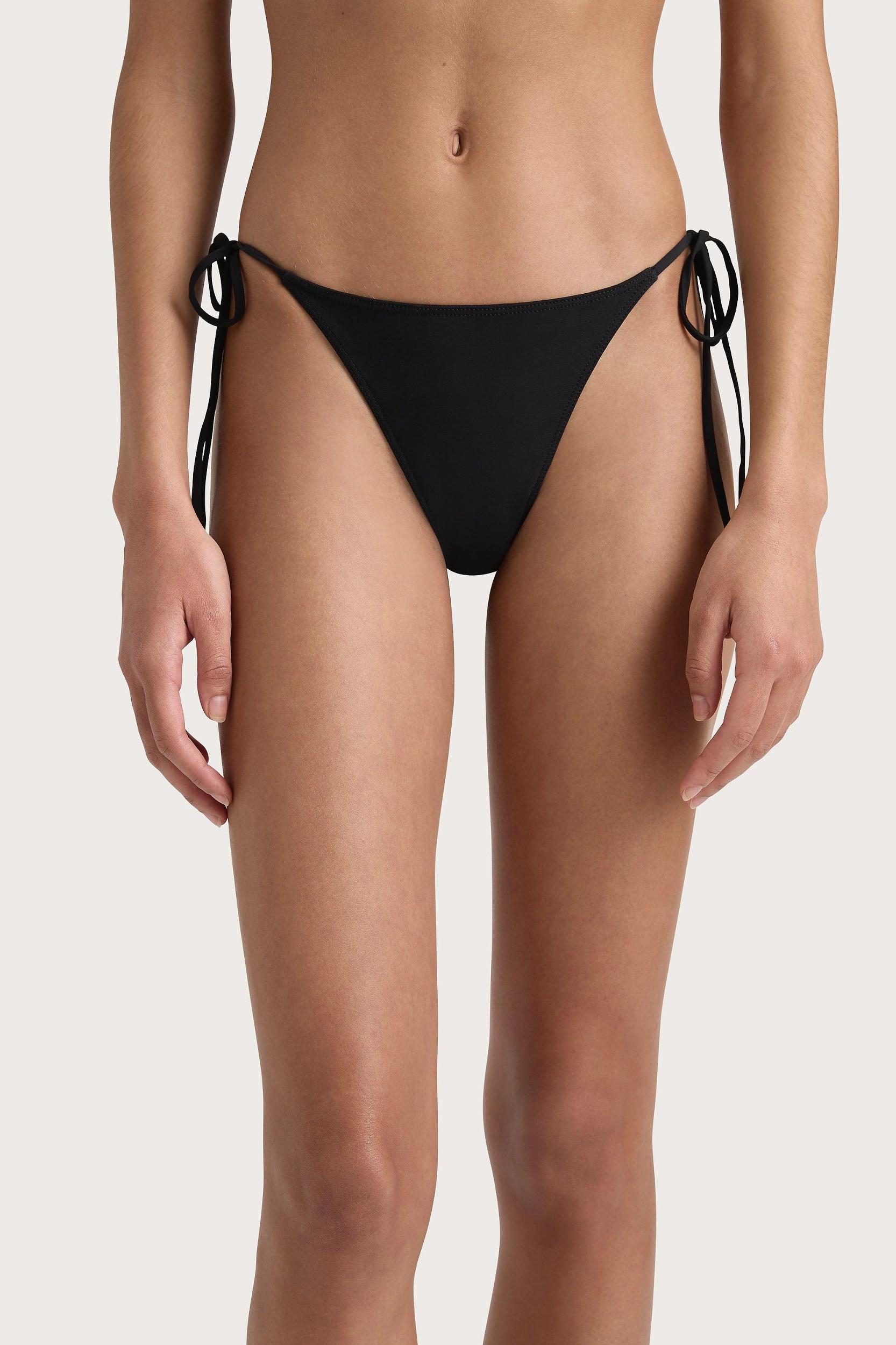 Sete Bikini Top Black Product Image