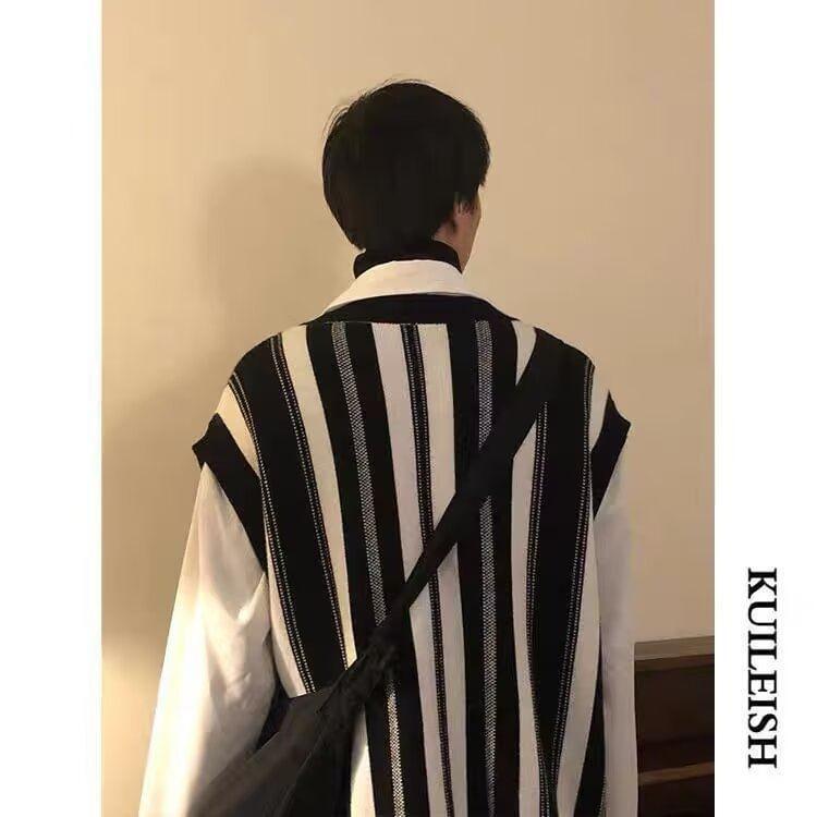 V-Neck Striped Sweater Vest Product Image