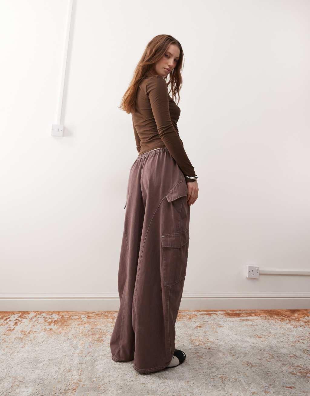 COLLUSION oversized tie pants in peppercorn Product Image