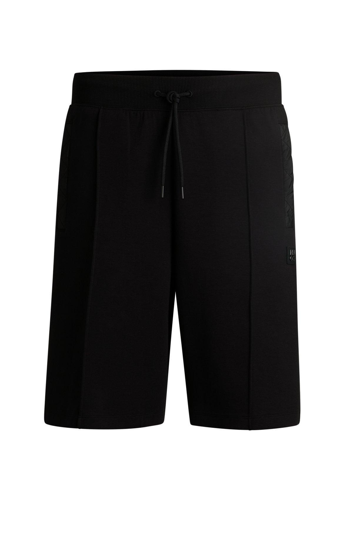 Shorts with zigzag stitching Product Image