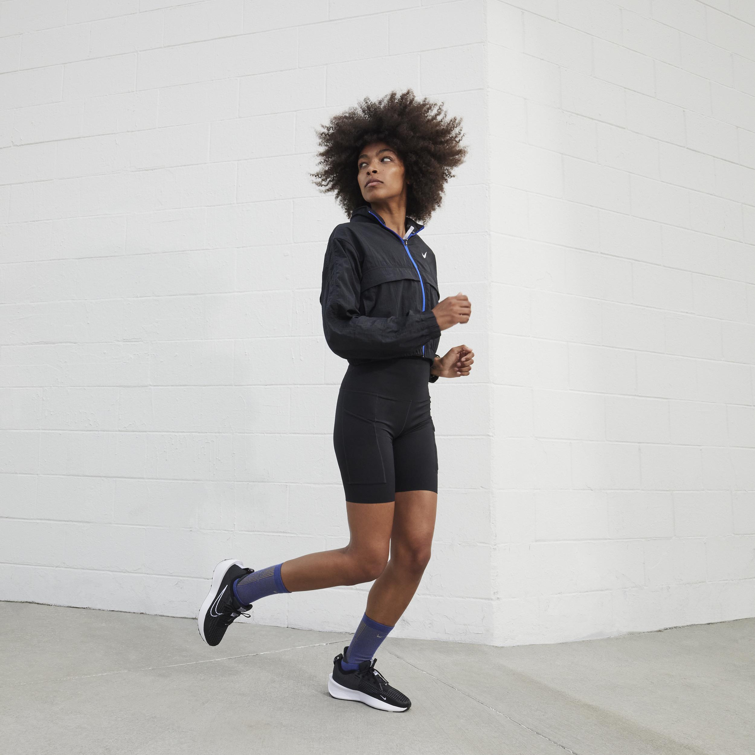 Nike Women's Interact Run Road Running Shoes Product Image
