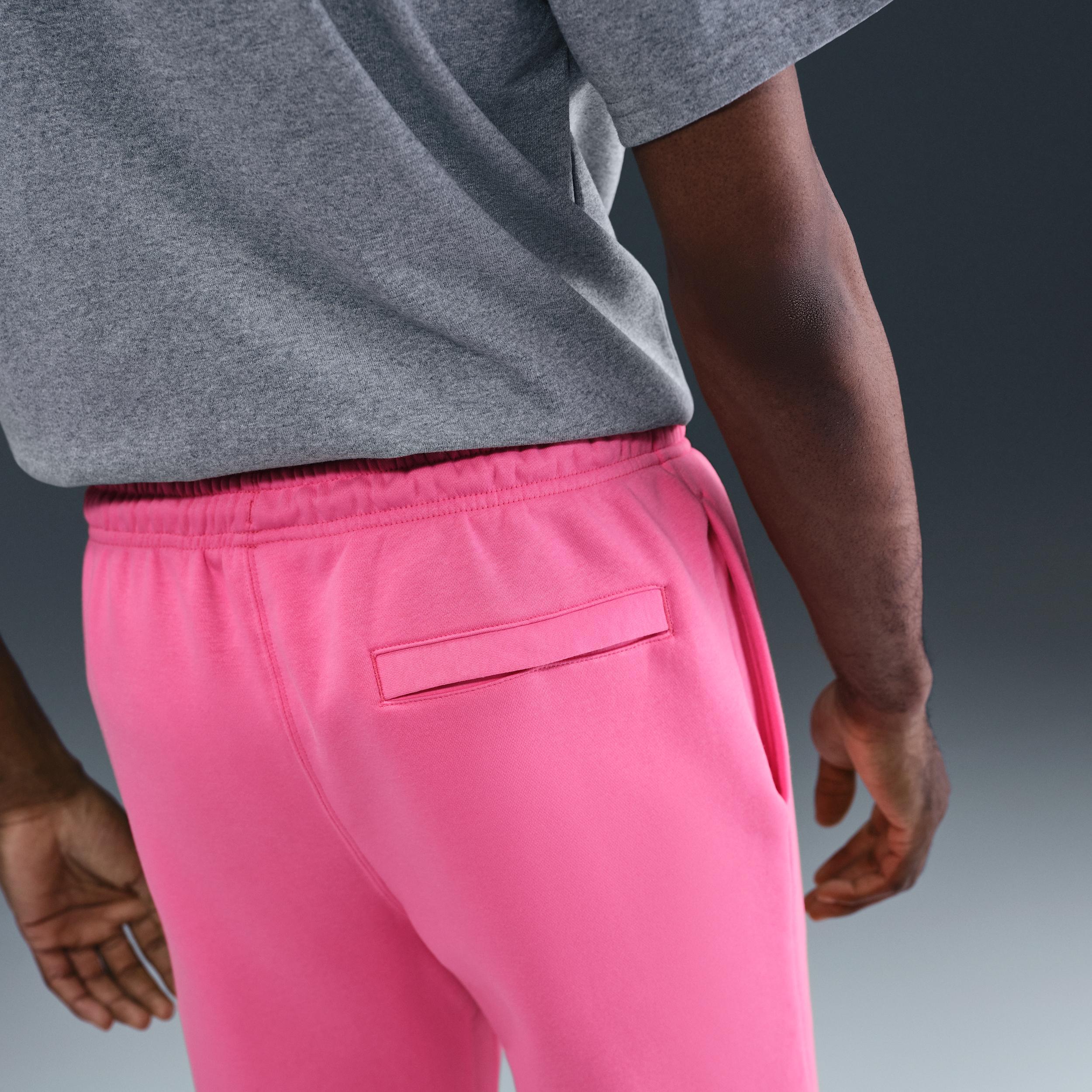 Nike Men's Club Jogger Pants Product Image