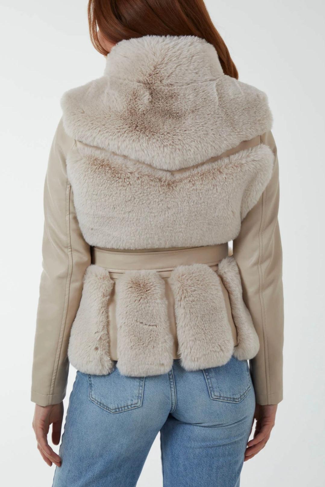 SELENE COAT Product Image