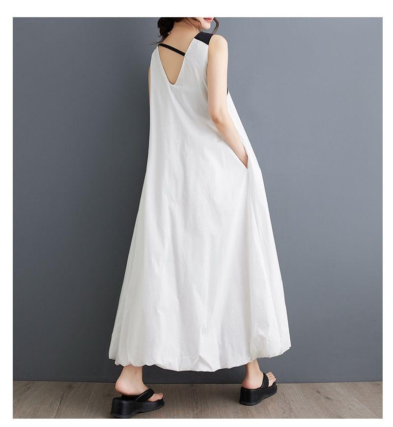 Sleeveless Square Neck Two Tone Maxi A-Line Dress Product Image