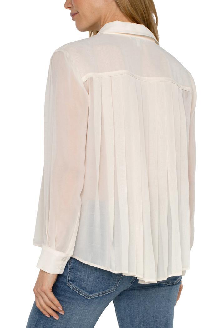 long slv woven shirt w/ pleat back detail Product Image