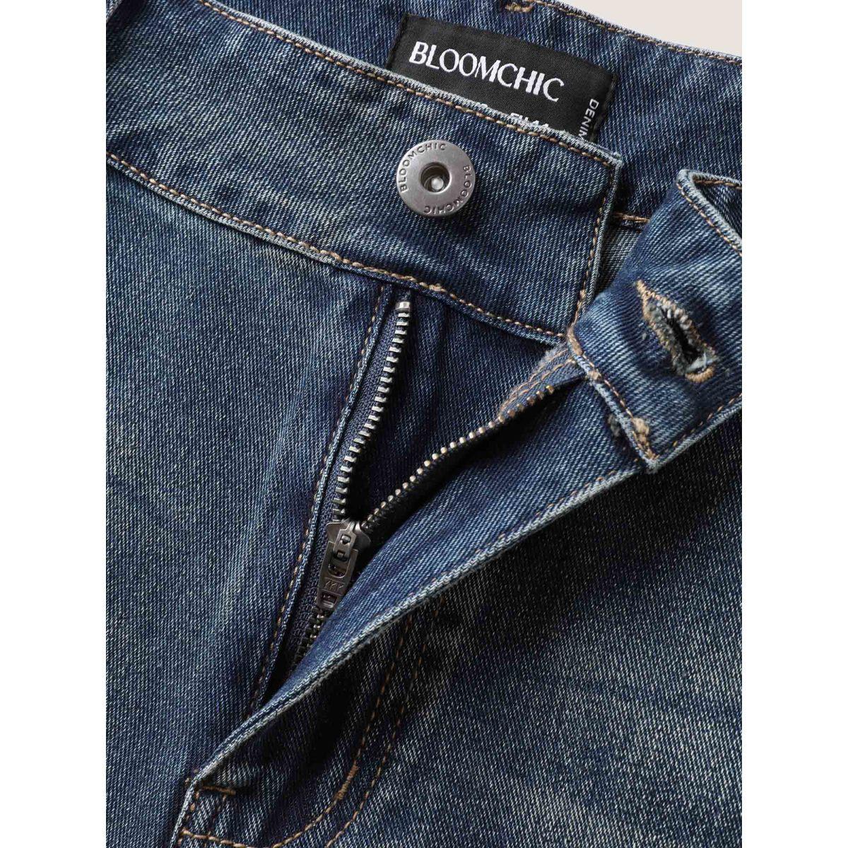 Plus Size Lace Trim Classic Cut Denim Shorts Women Midblue Woven ribbon&lace trim No stretch Everyday-Elegant Slanted pocket Denim Shorts BloomChic 28/5X Product Image