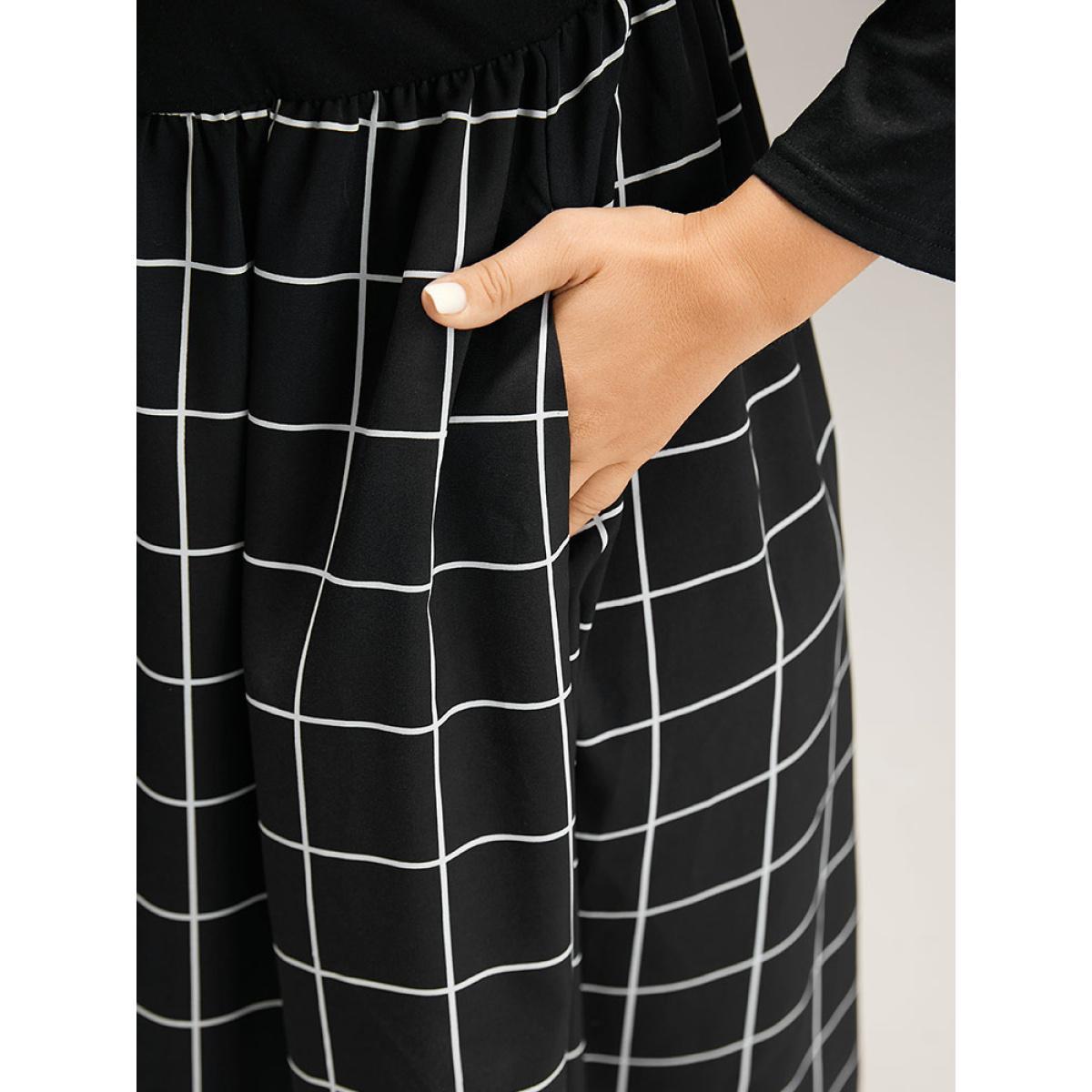 Plus Size Plaid Patchwork Pocket Elastic Waist Dress Black Women Casual Printed V-neck Elbow-length sleeve Curvy Midi Dress BloomChic 14-16/1X Product Image