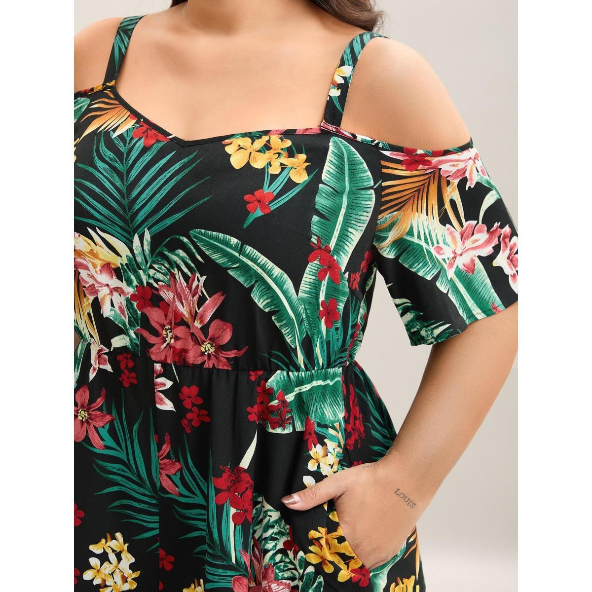 Plus Size Black Large Floral Pattern Pockets Jumpsuit Women Short sleeve Heart neckline Vacation Loose Jumpsuits BloomChic 30/6X Product Image
