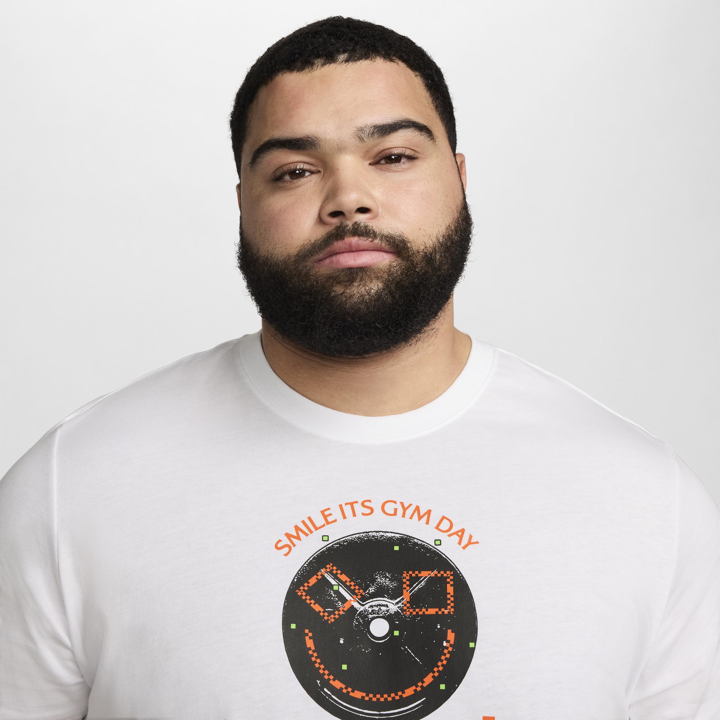 Nike Men's Fitness T-Shirt Product Image