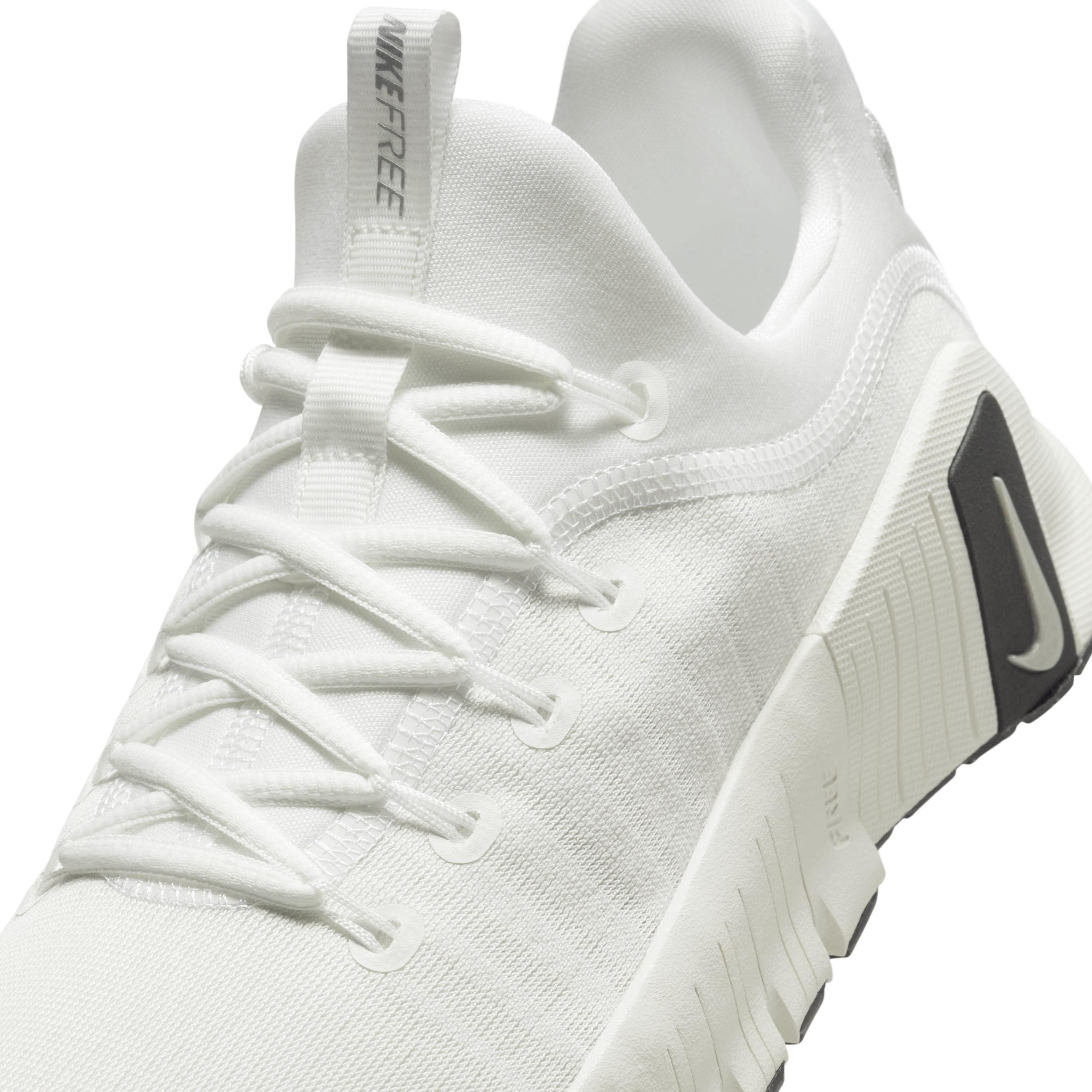 Nike Free Metcon 6 Premium Women's Workout Shoes with Metallic Accents Product Image