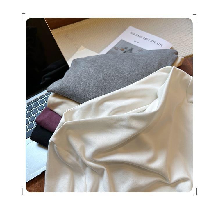 Long-Sleeve Boat Neck Ruched Slim Fit Tee Product Image