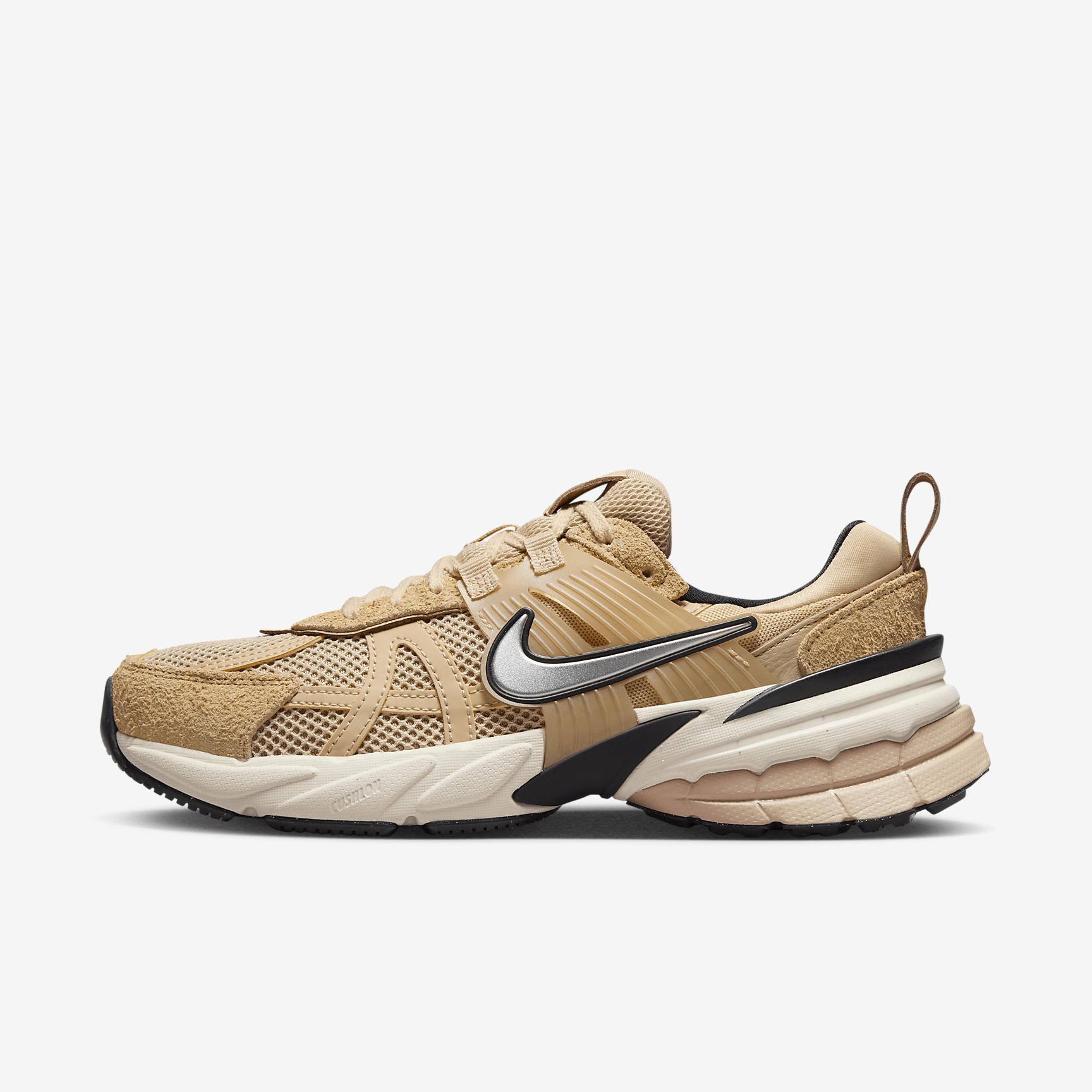 Nike V2K Run Women's Shoes Product Image