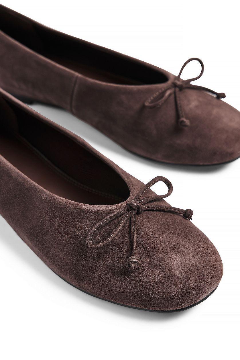 Suede Ballerina Product Image