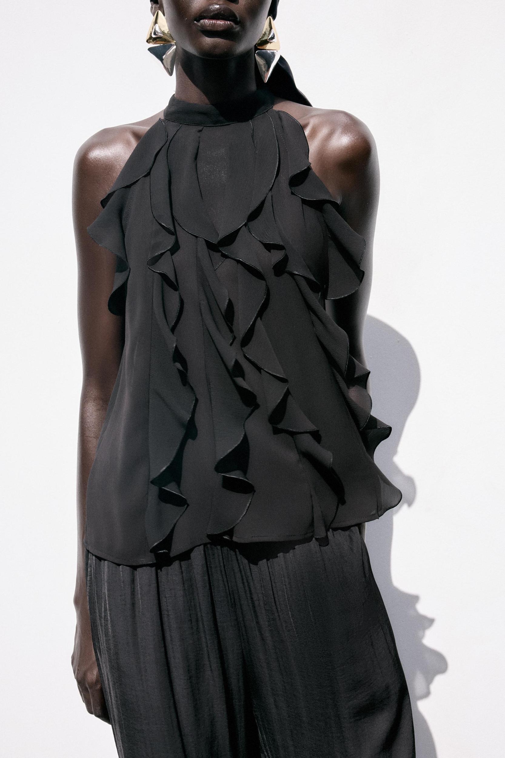 RUFFLED HALTER TOP Product Image