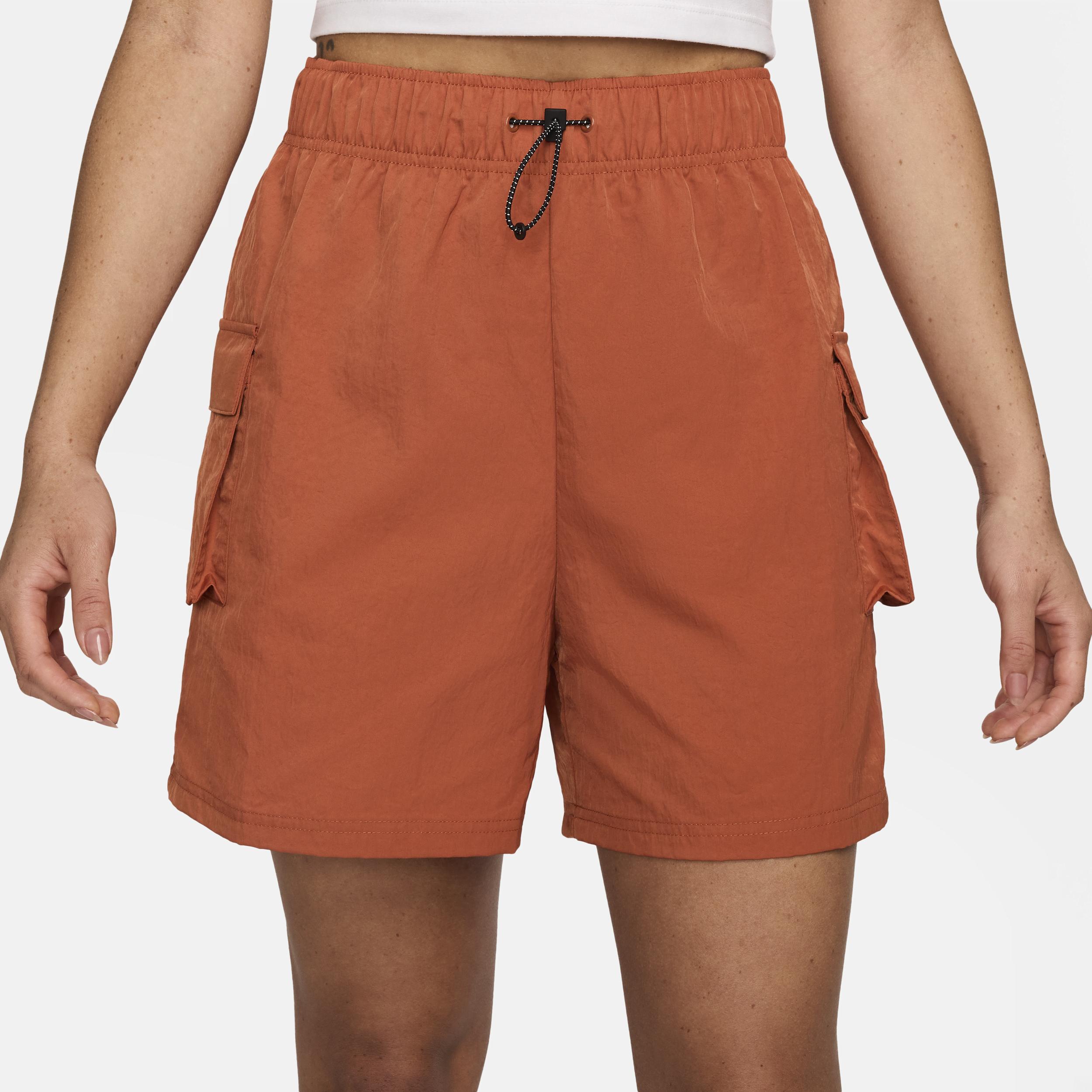 Nike Sportswear Essential Women's Woven High-Rise Shorts Product Image