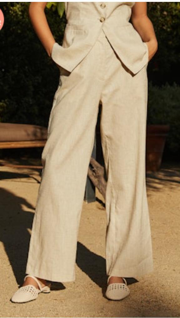 Teagan Linen Vest | Beige Product Image