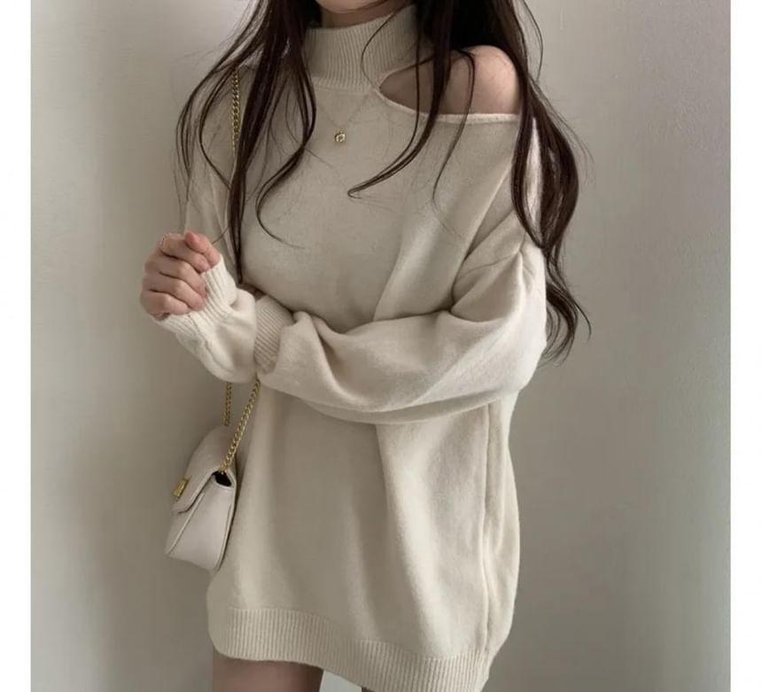Cold-Shoulder Plain Sweater Product Image