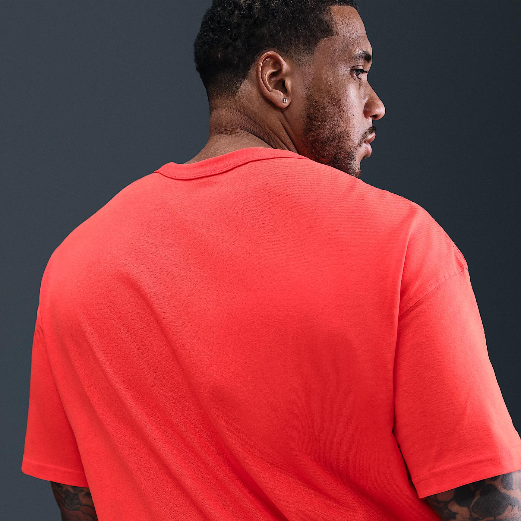 Nike Sportswear Premium Essentials Men's T-Shirt Product Image