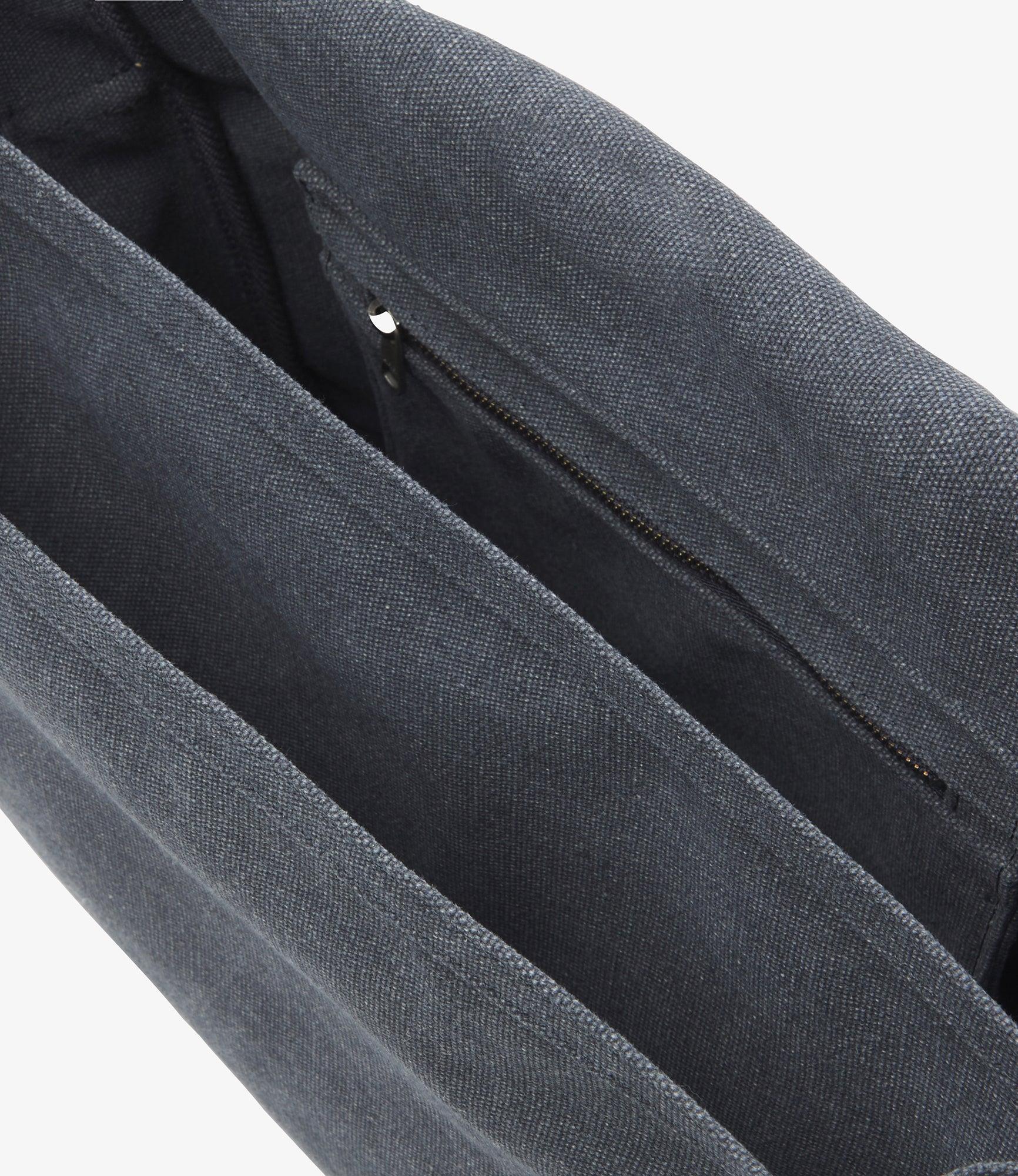 Récuperation satchel Male Product Image