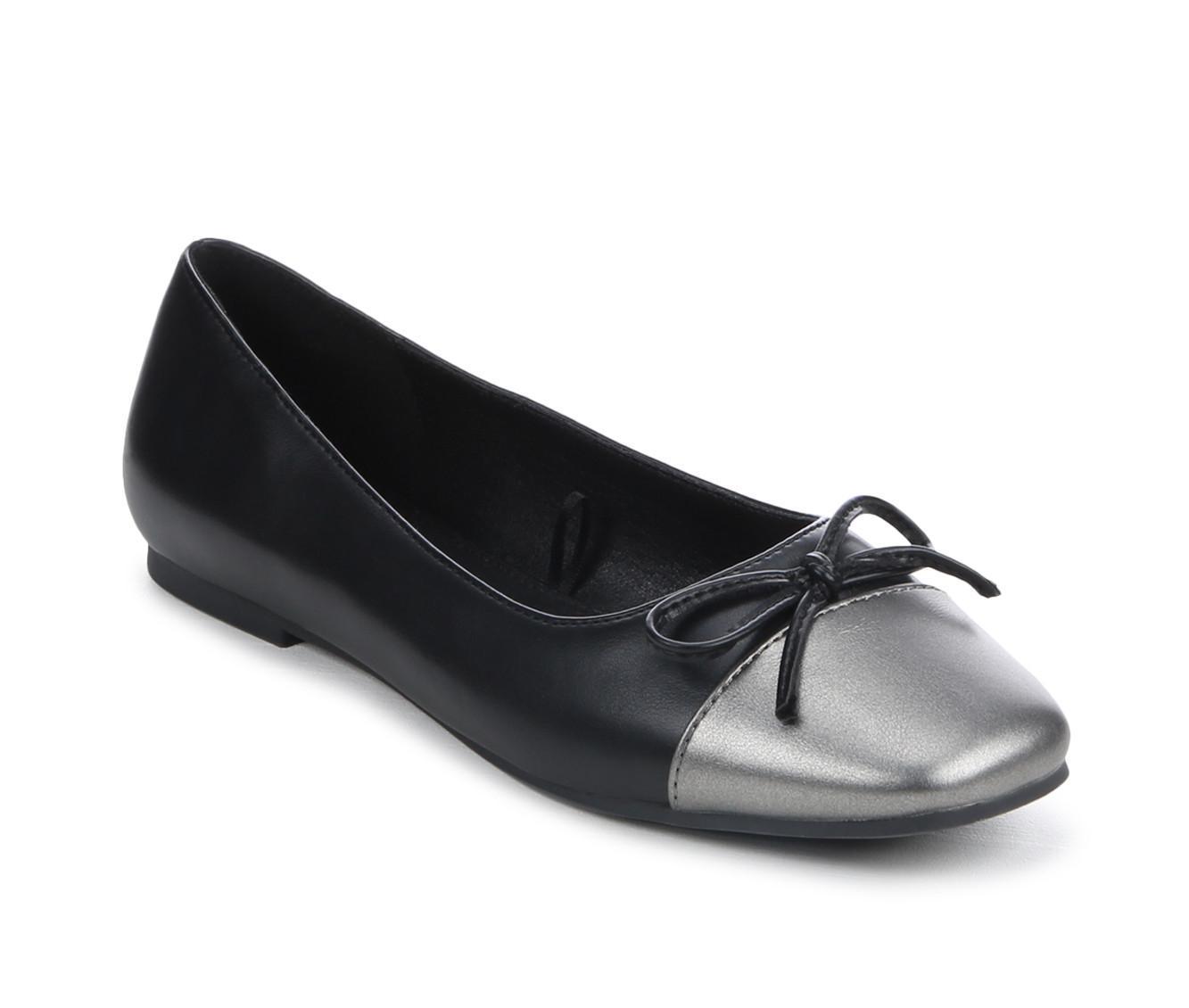 Women's Rampage Gracie Flats Product Image