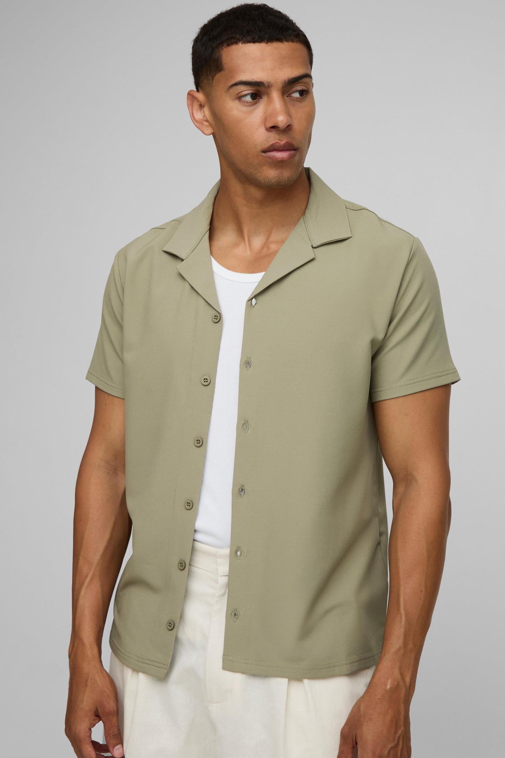 Regular Technical Stretch Revere Shirt | boohooMAN USA Product Image