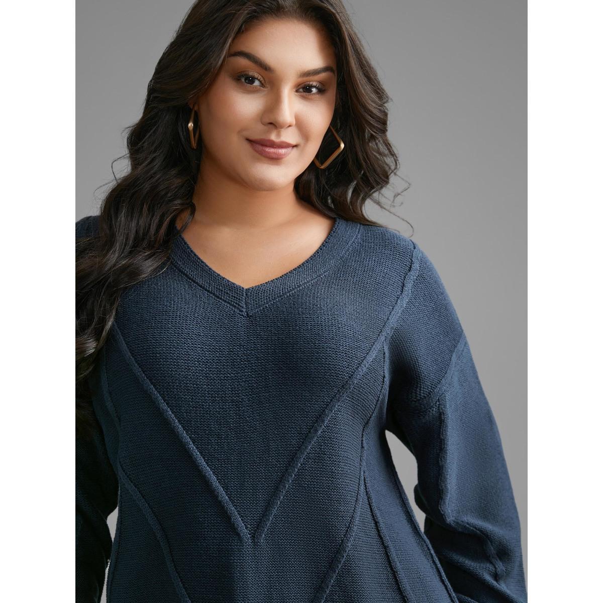 Plus Size V Neck Cable Knit Texture Pullover Midnight Women Casual Loose Long Sleeve V-neck Everyday Pullovers BloomChic 10/M Product Image