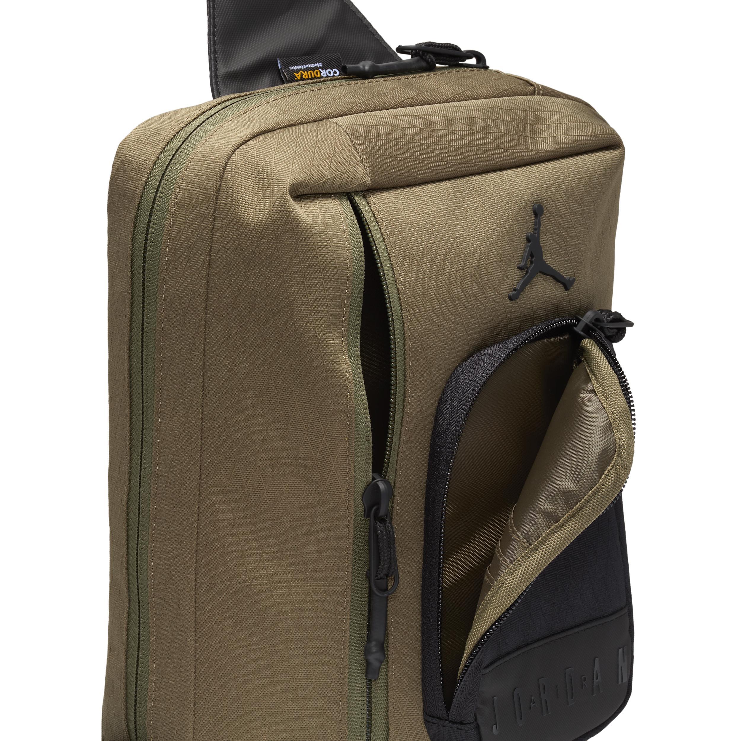 Men's Jordan Collectors Crossbody Bag (3L) Product Image