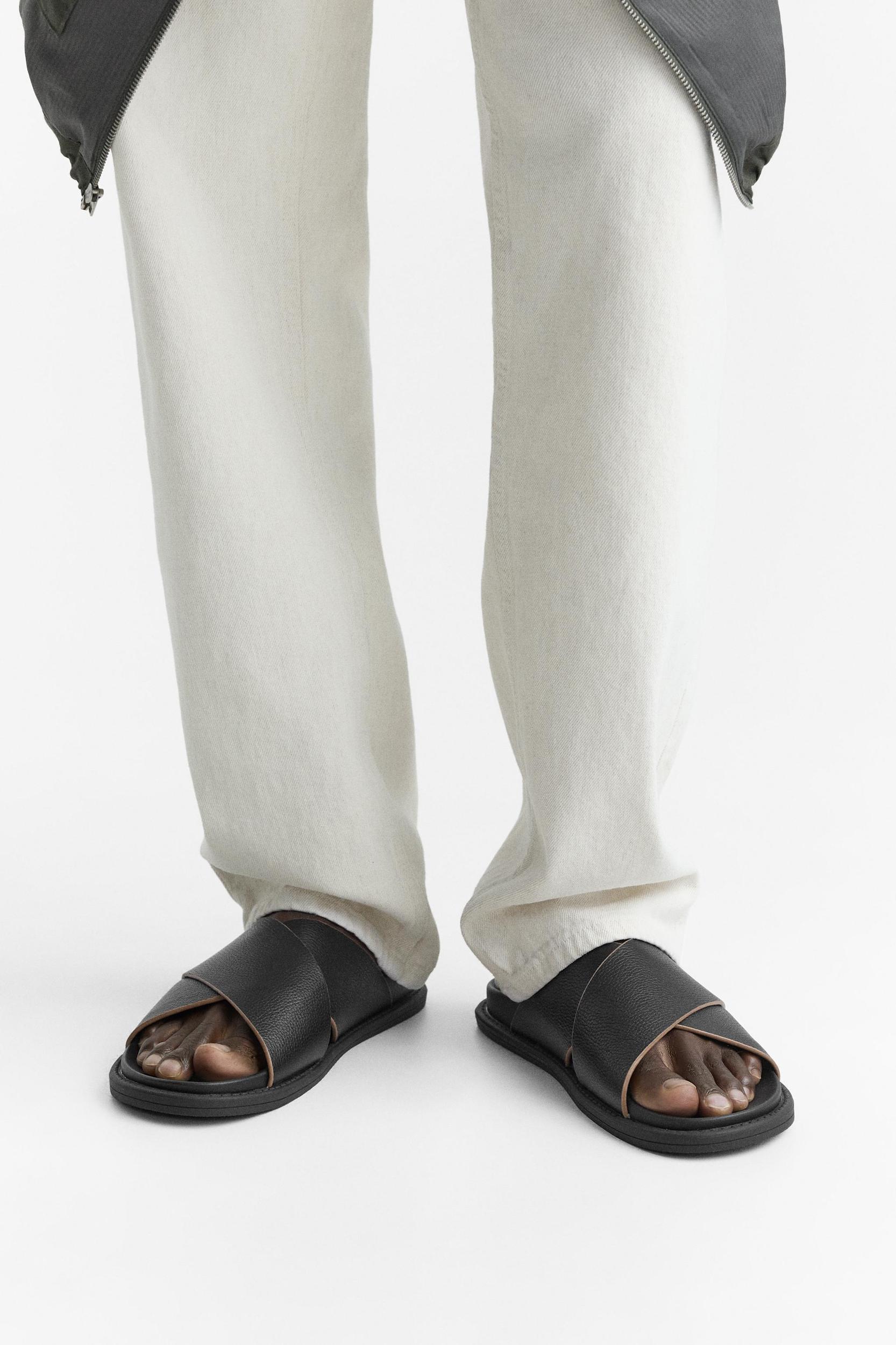 CROSS STRAP LEATHER SANDALS Product Image