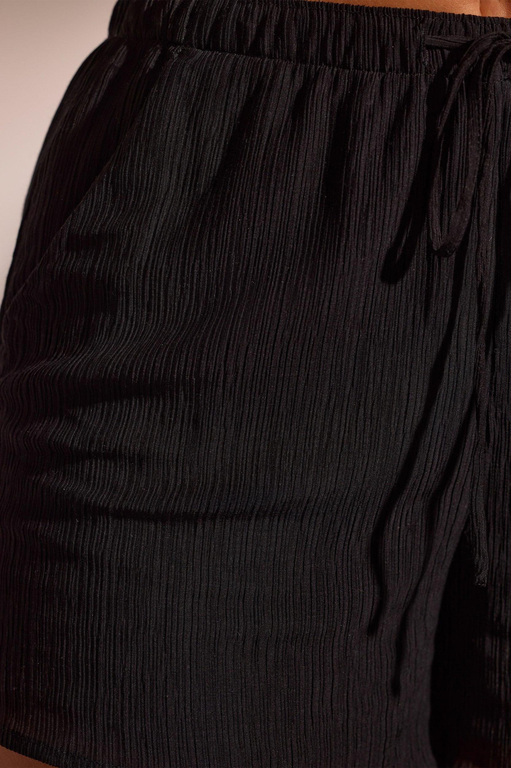 Crinkle Textured Beach Shorts in Black Product Image