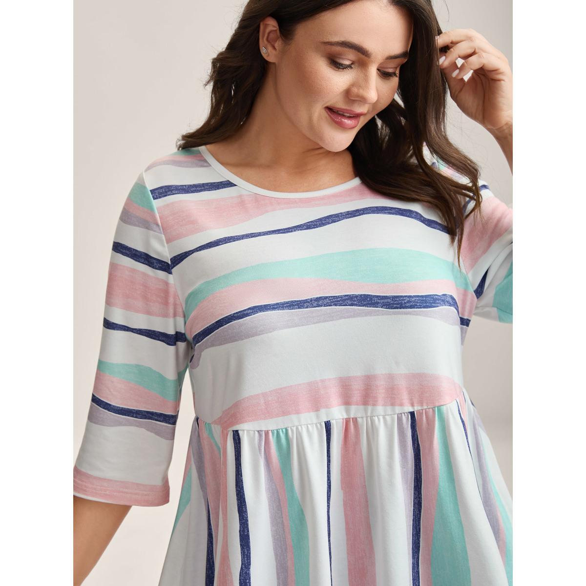 Plus Size Color Contrast Seven-Quarter Sleeve T-Shirt Multicolor Women Gathered Round Neck Everyday-Casual T-shirts BloomChic 26/4X Product Image