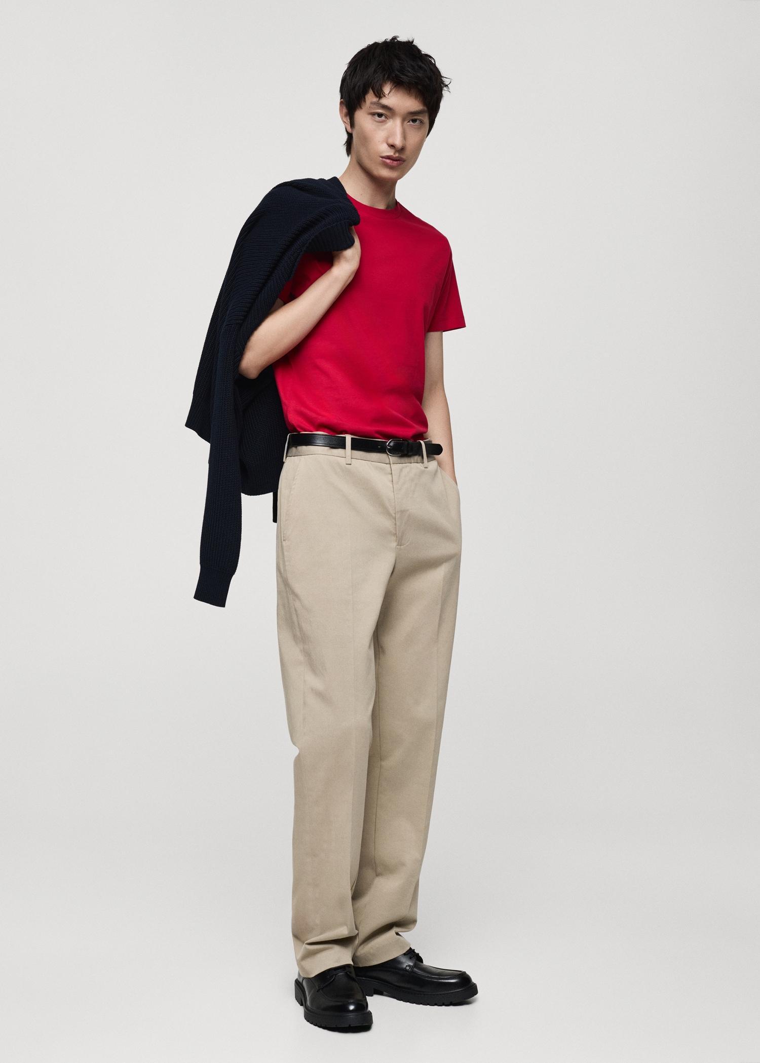 100% cotton slim-fit t-shirt - Men | MANGO USA Product Image