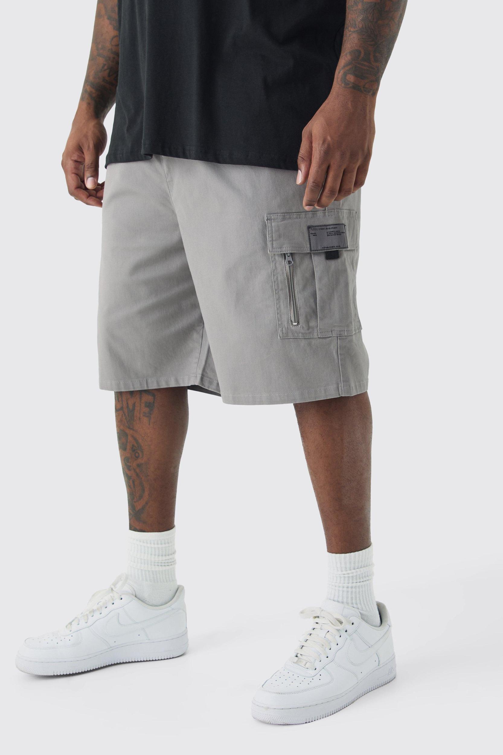 Mens Plus Fixed Waist Twill Relaxed Cargo Zip Detail Tab Short - Grey Product Image