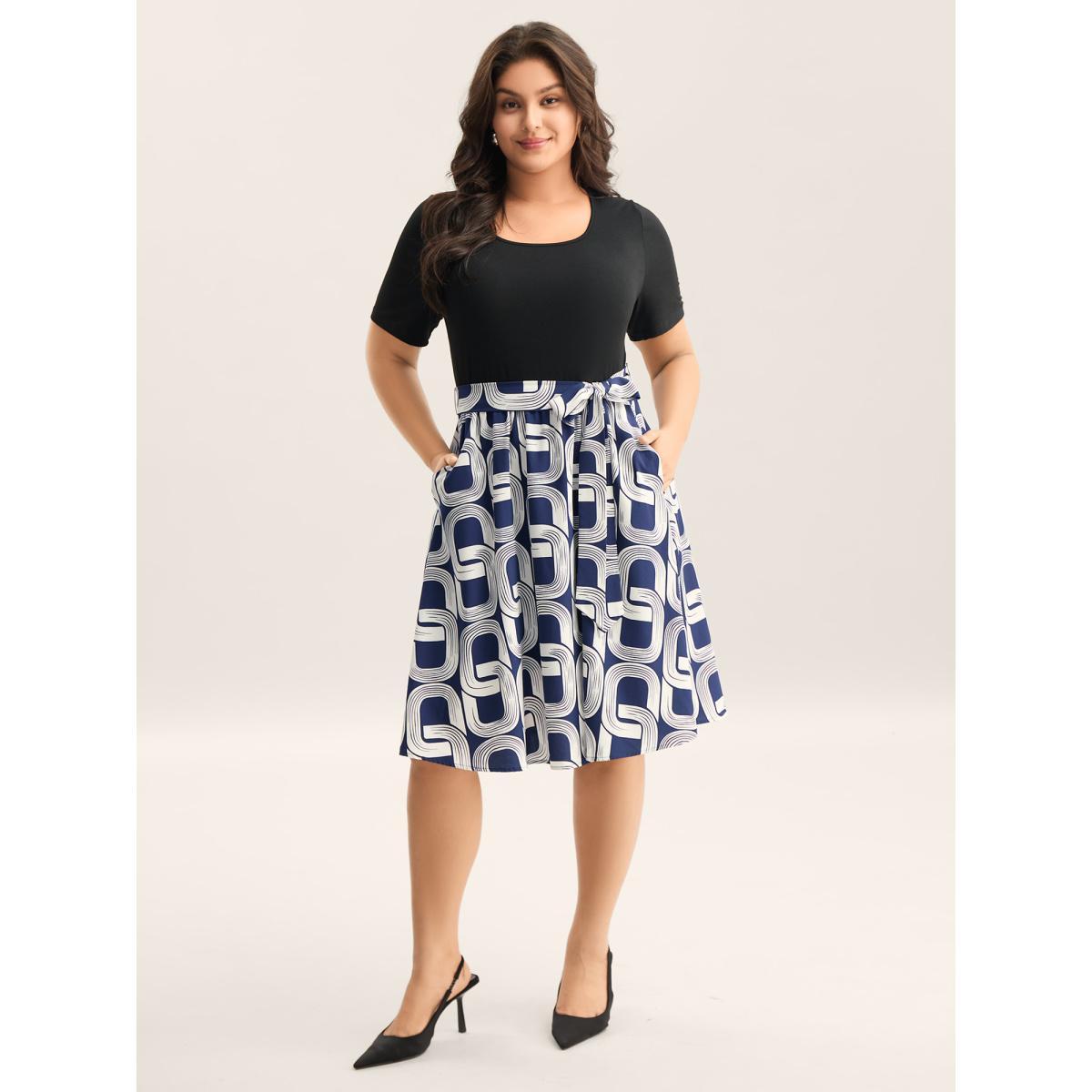 Plus Size Abstract Pattern Color Contrast Belted Midi Dress Navy Women Round Neck Short sleeve Curvy BloomChic 28/5X Product Image