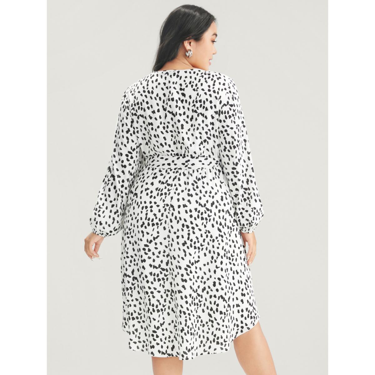 Plus Size Leopard Print Lantern Sleeve Pocket Belted Arc Hem Dress White Women Elegant Pocket Round Neck Long Sleeve Curvy Midi Dress BloomChic 22-24/3X Product Image