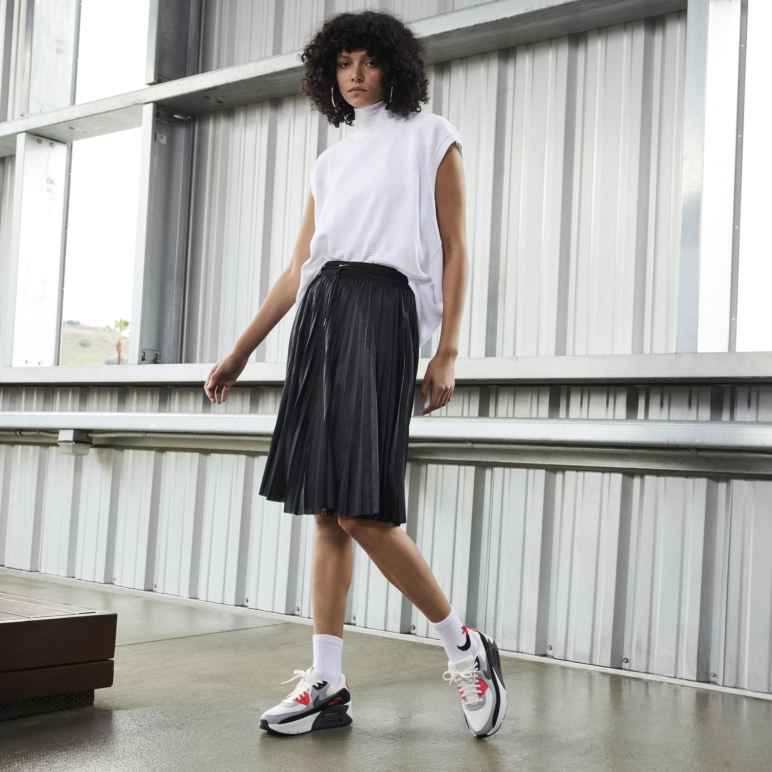 Nike Womens Nike Air Max 90 LV8 - Womens Shoes Product Image