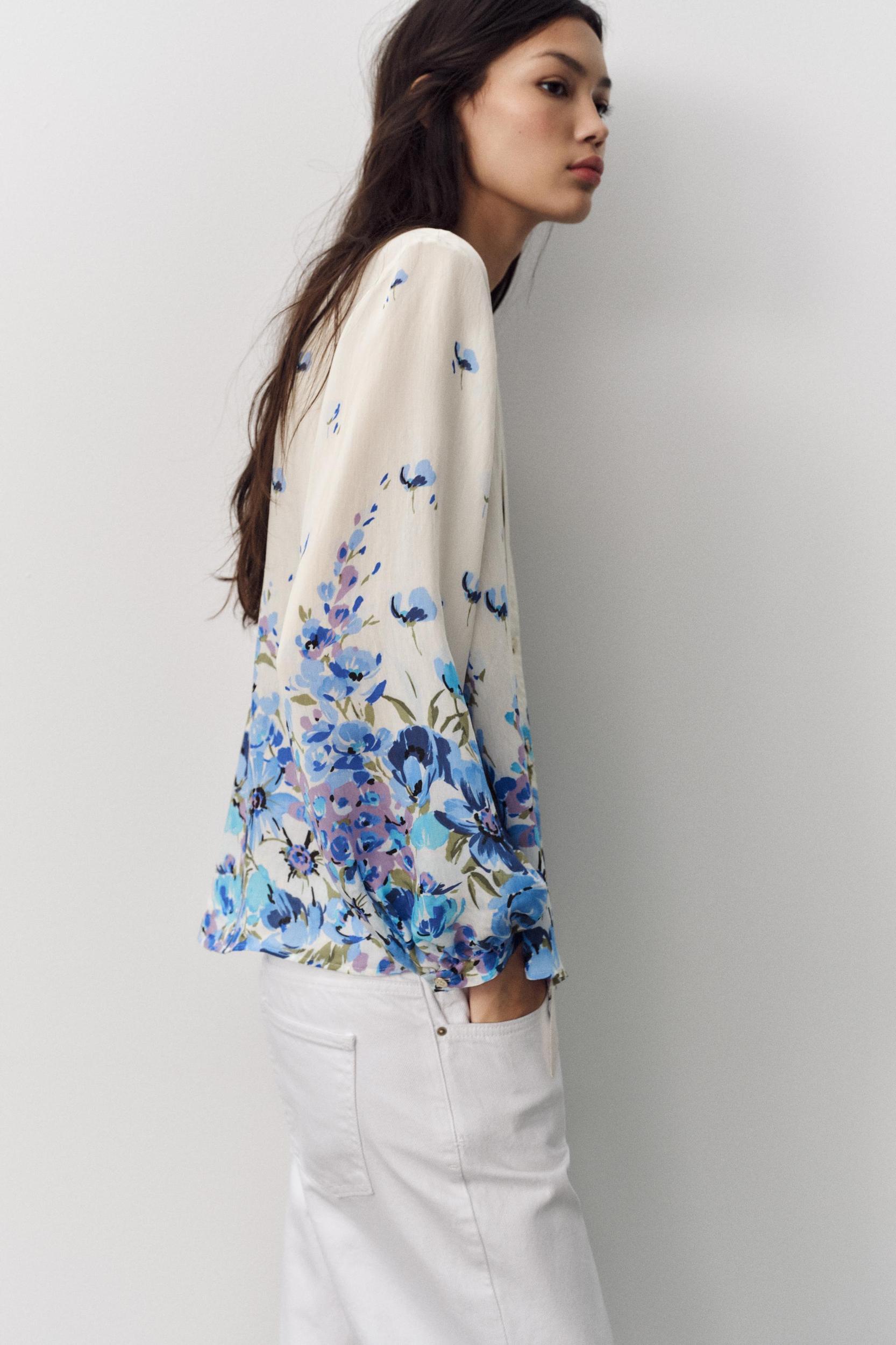 TIED PRINT BLOUSE Product Image