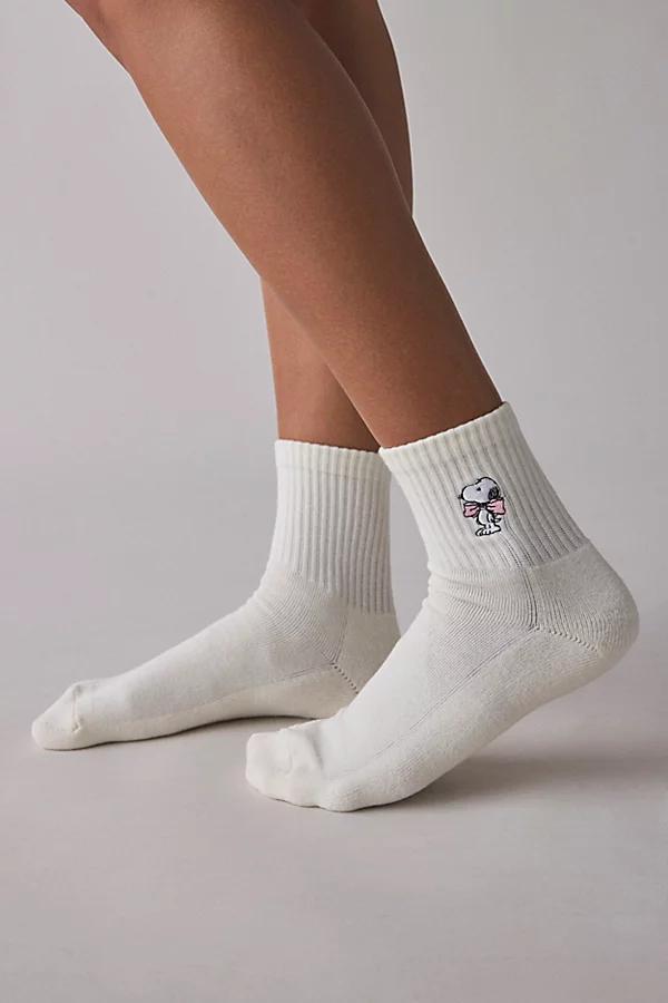 Peanuts Snoopy Icon Quarter Crew Sock Womens at Urban Outfitters Product Image