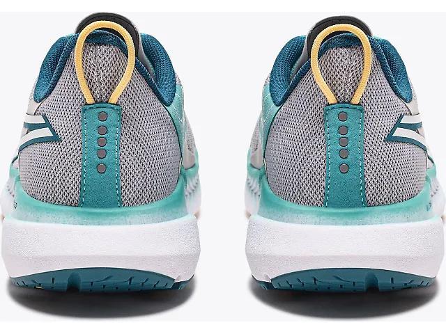Women's | Diadora Mythos Blushield Volo 4 Product Image