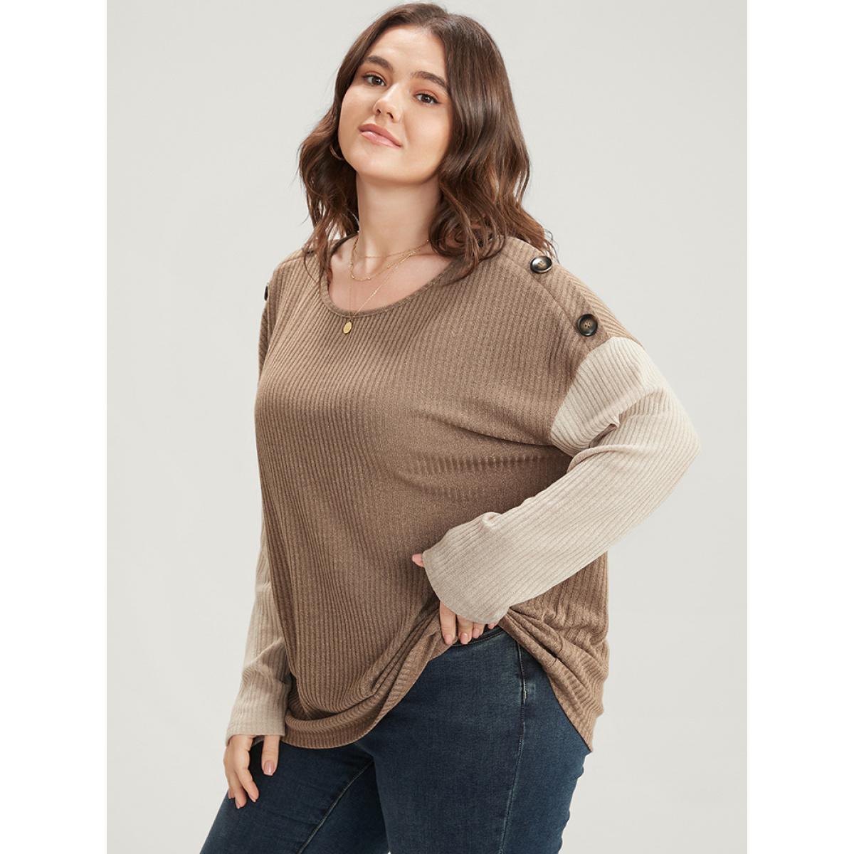 Plus Size Colorblock Contrast Button Detail Rib Knit Sweatshirt Women LightBrown Casual Contrast Round Neck Dailywear Sweatshirts BloomChic 26/4X Product Image