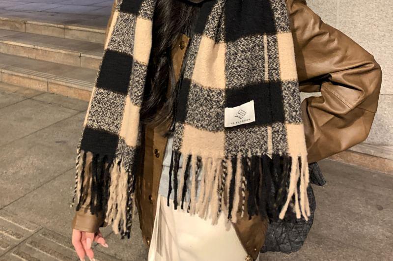 Plaid Applique Fringed Scarf Product Image