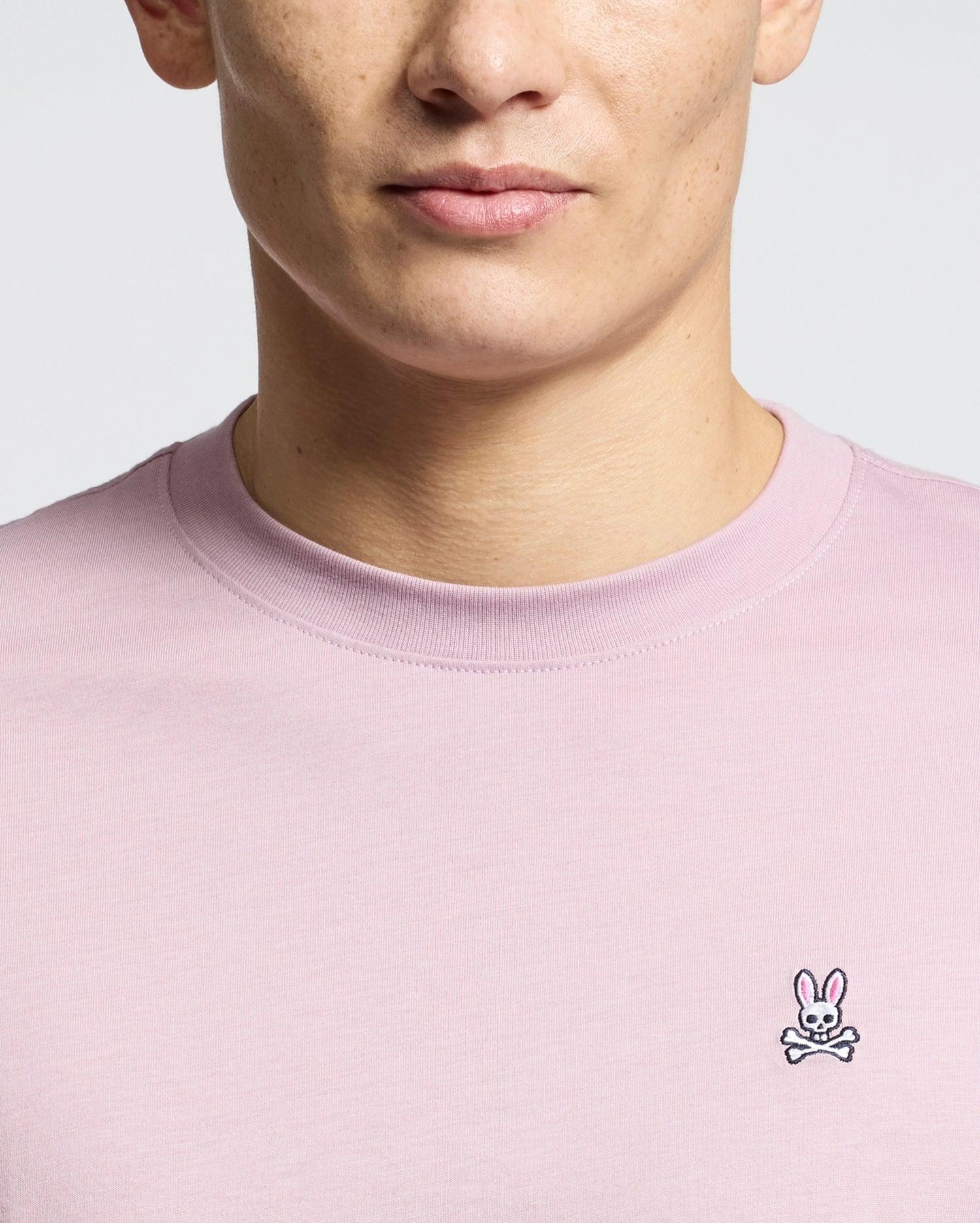 MENS CLASSIC CREW NECK TEE - B6U014F200 Product Image