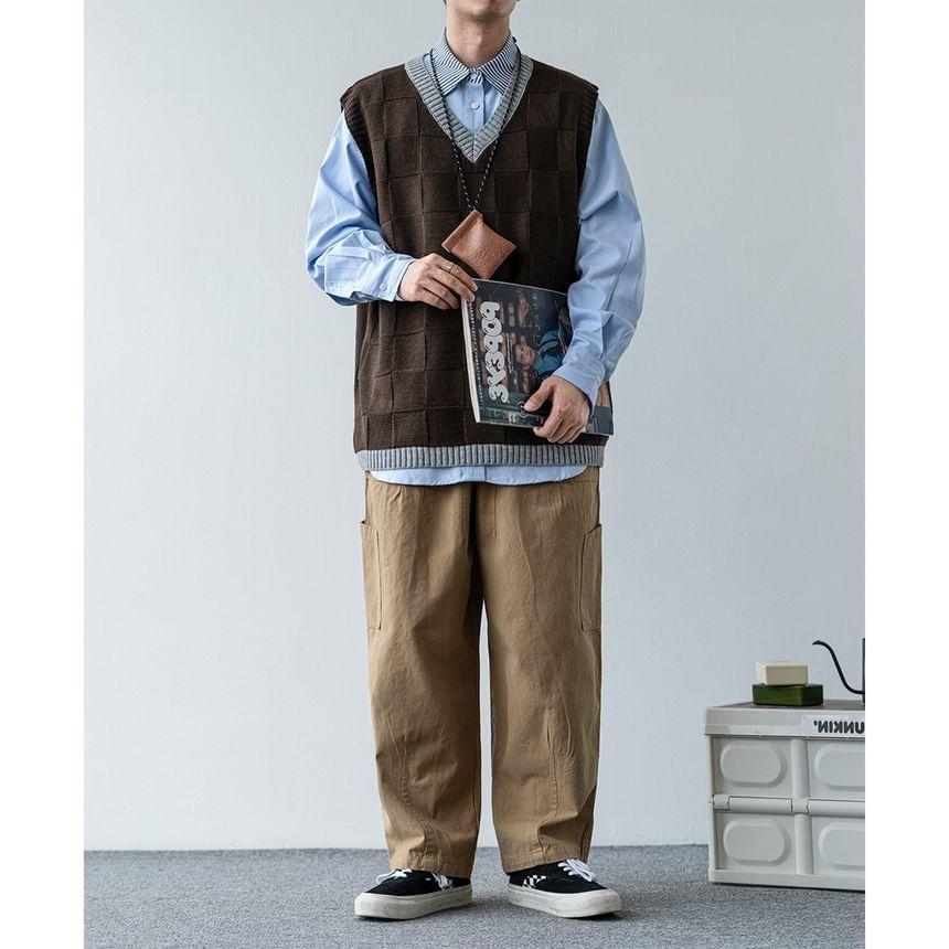 V-Neck Plaid Sweater Vest Product Image