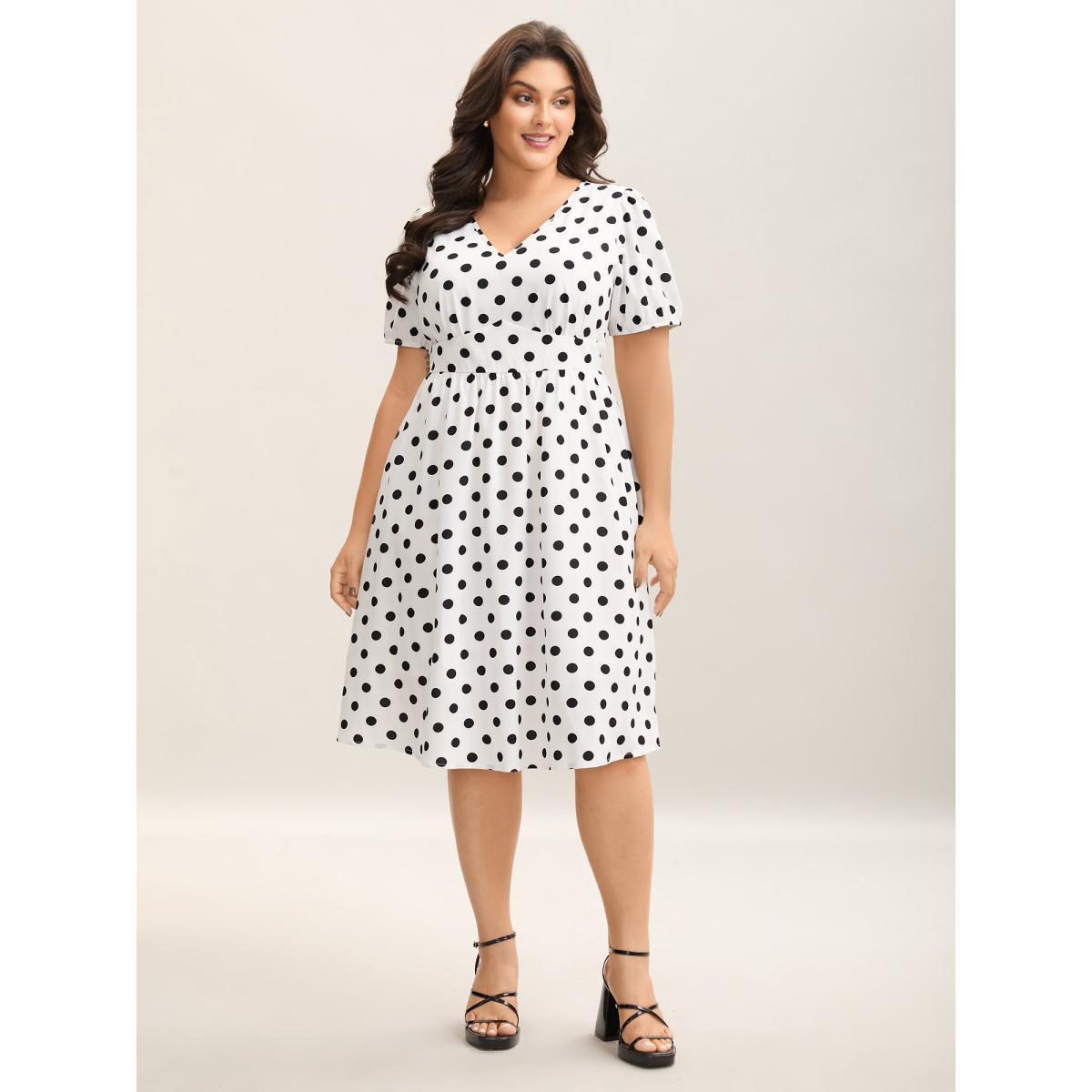 Plus Size Polka Dot Print Pockets Midi Dress Originalwhite Women V-neck Short sleeve Curvy BloomChic 30/6X Product Image