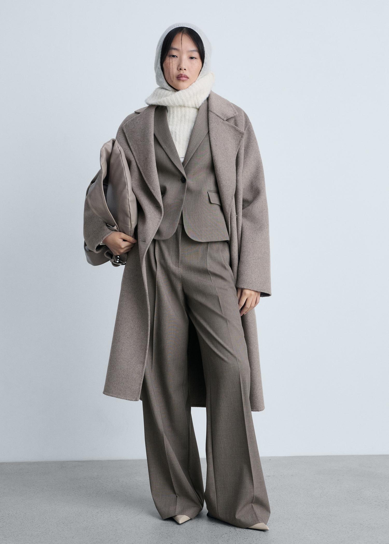 Crop suit blazer - Women | MANGO USA Product Image