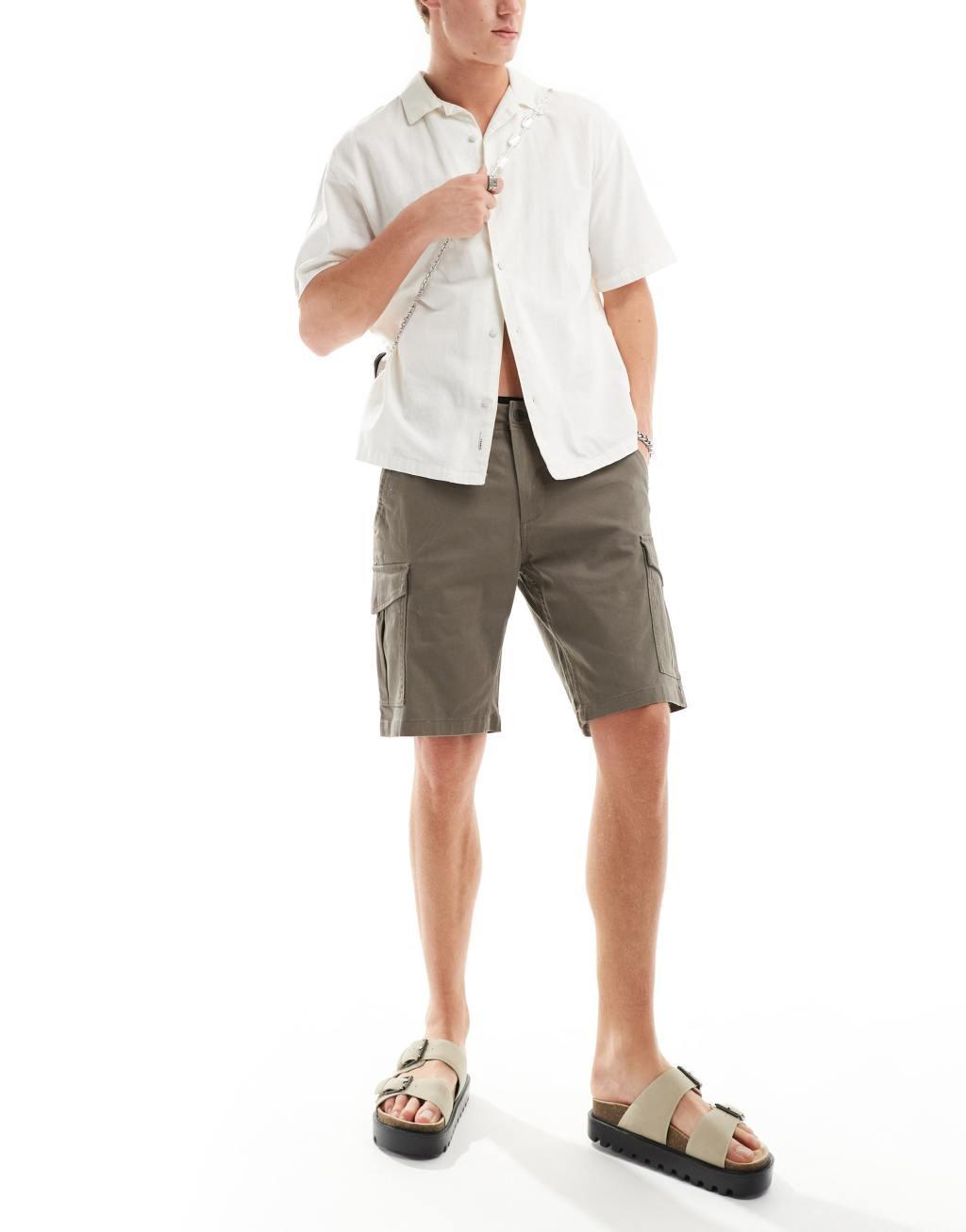 Jack & Jones cargo shorts in brown Product Image