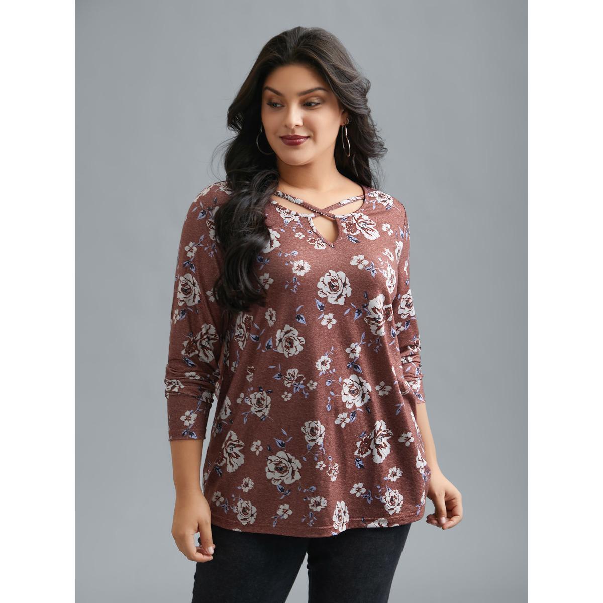 Plus Size Notched Collar Floral Crisscross T-Shirt Scarlet Women Casual Cut-Out Natural Flowers Notched collar Everyday T-shirts BloomChic 22-24/3X Product Image